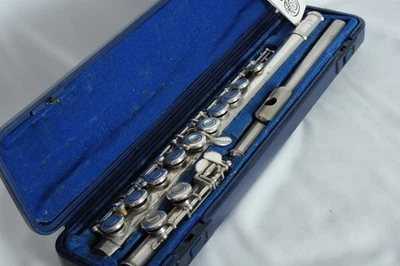 Flauta enchapada en plata Yamaha YFL-311 níquel plata con estuche rígido usada Japón vintage Foto 1 de 4