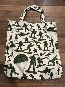U.S. Army Toy Soldiers All Over Prints Large Unisex Canvas Tote Bag - Picture 1 of 5