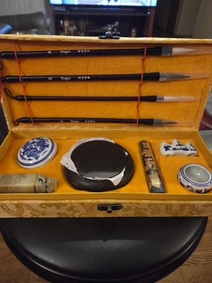 10 peças/conjunto Chinês NOVO NA CAIXA Caligrafia Arte Tinta Suporte de Pedra Pincel Bastão de Tinta - Imagem 1 de 4