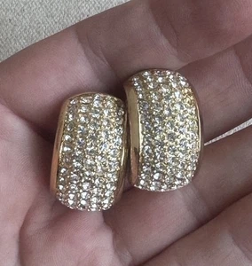 Vintage goldfarbene gepflasterte klare Strasssteine Christian Dior Ohrclips - Bild 1 von 10