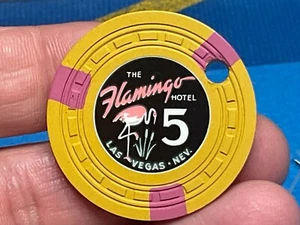 $5———THE FLAMINGO HOTEL————LAS VEGAS NEVADA CASINO CHIP —-——CLASSIC ———Z-597 - Picture 1 of 4