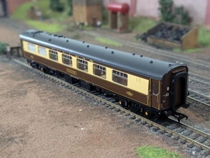 Bachmann 39-280B OO Gauge BR MK1 FK PULLMAN FIRST KITCHEN UMBER & CREAM 'FALCON - Bild 1 von 6