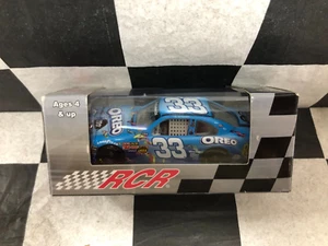 Tony Stewart 2012 Oreo #33 NASCAR Diecast Car 1:64 Scale N332865ORTS - Picture 1 of 4