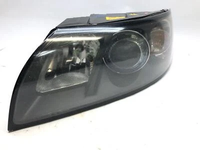 Conjunto de faros de xenón para conductor izquierdo Volvo V50 Wagon 2005-2007 30744730 OEM Foto 1 de 4