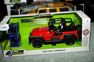 Jeep Wrangler DV8 Off-Road 1992 Extra WheelsJust Trucks Series Jada 1/24 Model - Picture 1 of 2