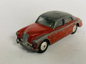 CORGI TOYS #205 Riley Pathfinder Working Motor : Vintage (ref38) - Picture 1 of 5