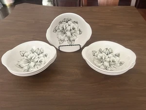 Johnson Bros Camellia Green Soup / Cereal Bowl(s) 6 available - Picture 1 of 6