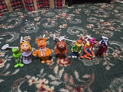 MUPPETS STICK TÍTERES Fisher Price de colección Miss Piggy Animal Gonzo Fozzie Foto 1 de 4