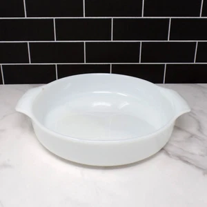 Vintage Fire King 9 Inch Round Baking Dish / Casserole (429) - White (1970s) - Picture 1 of 9