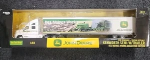 Semirremolque Ertl John Deere Des Moines Works 1/64 con remolque Kenworth - Imagen 1 de 9