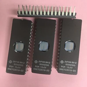 NOS HITACHI HN27C301G-20 27C301 128K x 8 UV EPROM CDIP32 x 10PCS NUOVO - Foto 1 di 3