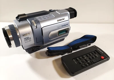 Sony Handycam [DCR-TRV240] Digital 8 Video Camcorder Hi8 Video - Parts or Repair - Image 1 of 4