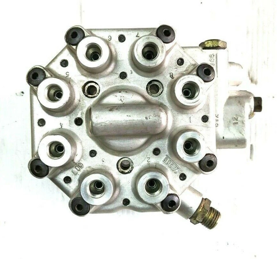 DISTRIBUIDOR DE COMBUSTIBLE ROLLS ROYCE RECONSTRUIR ENVIAR Foto 1 de 1