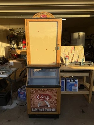 Case Dealer Knife Display Case WR Case - Image 1 of 4