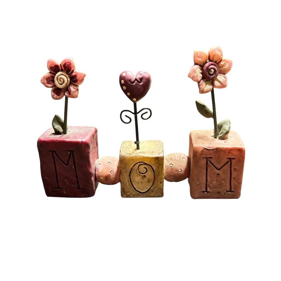 Cubo Flor "MAMÁ" Bloque Decorativo con Flores y Cuentas 4" Multicolor Foto 1 de 2