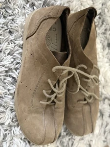 Crocs Mens Suede Taupe Casual Lace Up Shoes Size 11 - Picture 1 of 5