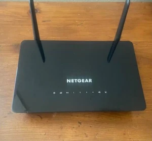 Brand New Netgear 1200 AC Smart Wifi Router ...Dual Band Gigabit..300+900 mbps - Picture 1 of 2