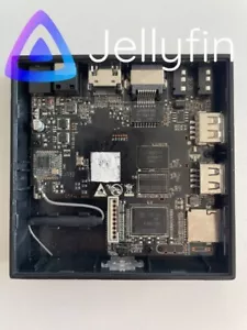 Personal Media Jellyfin / JellySeerr enhanced Server with more functionality - Picture 1 of 2