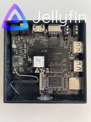 Personal Media Jellyfin / JellySeerr enhanced Server with more functionality - Image 1 of 2