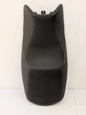 2011 10-14 Triumph Sprint GT almofada de assento duplo dianteira traseira - Imagem 1 de 4