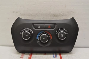 2015-2018 Jeep Cherokee Climate Control Unit Heater Ac Temperature Hvac CI56#016 - Picture 1 of 4