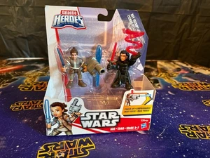 STAR WARS - Galactic Heroes Rey Resistance Outfit & Kylo Ren Hasbro BRAND NEW!!! - Picture 1 of 2