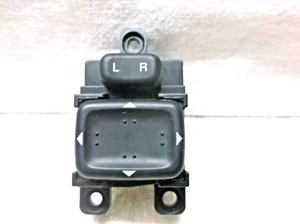 03-04-05 MAZDA 6 POWER DOOR MIRROR SWITCH/CONTROL.OEM - Picture 1 of 3
