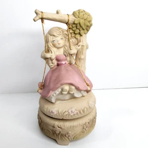 Vintage Keramik Spieluhr Swinging Girl in Pink Dress Seventies UCTCI Japan - Bild 1 von 10