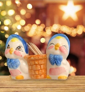 Keramik Vögel mit Korb Zahnstocherhalter Weihnachtsgeschenk blaue Hauben süße Gesichter LESEN - Bild 1 von 13
