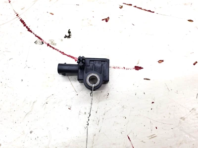 Sensor de choque pilar B delantero derecho mercedes cla250 c117 2014-2019 Foto 1 de 4