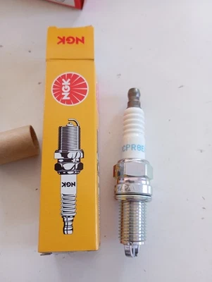 Bougie NGK double électrode dcpr8ekc BMW R 1150 1200 , K 1200 , HP2 - Photo 1/3