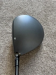 Taylormade Qi35 Core Driver 10.5" Regular Flex Golf Club - Picture 1 of 7