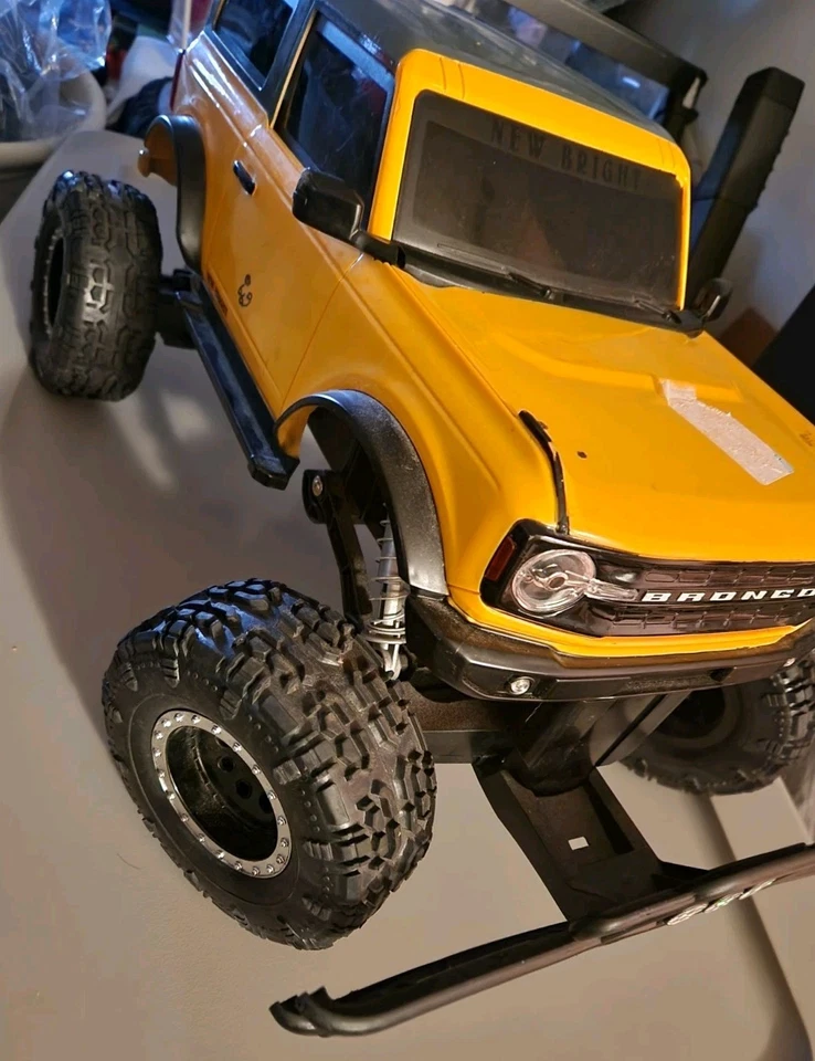 Ford Bronco New Bright RC Truck 4 X 4 Off Road ( TESTED WORKS-NO BATT/ REMOTE ) - Image 1 of 4