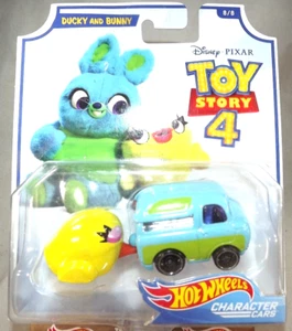 2019 Hot Wheels Disney Pixar Character Cars 8/8 TOY STORY 4 - DUCKY AND BUNNY - Picture 1 of 5