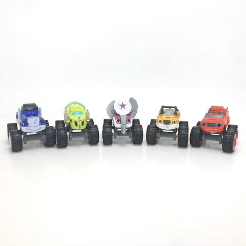 Blaze Monster Machines 3” Toy Truck Lot of 5 Starla Crusher Zeg Stripes *Damaged Cover