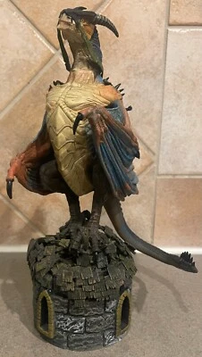 Todd McFarlane Dragons Quest For The Lost King Eternal Clan Dragon 2005 w/ Rider - Image 1 of 4