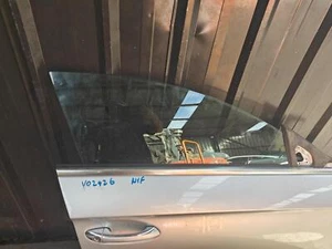 Mercedes CLS Class Right Front Door Glass CLS 350 / C219 04/2005-05/2011 - Picture 1 of 7