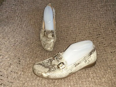 MEPHISTO-Mocasín/Zapato de Conducción de Cuero Piel de Serpiente Dorado-Frío-Aire-Talla 9-Excelente Foto 1 de 4