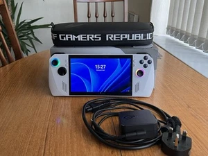 ASUS ROG Ally Z1 Extreme Handheld Gaming Console 16gb/512gb Boxed + Travel Case - Picture 1 of 4