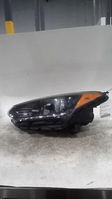 Used Left Headlight Assembly fits: 2019 Hyundai Veloster halogen low beam Left G - Image 1 of 4