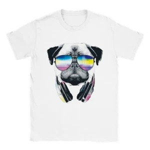 Music with my Pug - T-shirt classica unisex girocollo - Foto 1 di 9