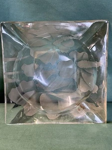 Vtg. Hawaiian Etched Astray Glass From Arts Hawaii Honolulu 4”3/4 Square - Picture 1 of 5