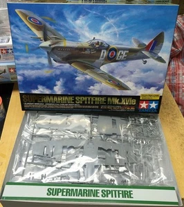 Supermarine Spitfire Mk.XVIe TAMIYA 1:32 plastic model kit 60321 - Picture 1 of 4