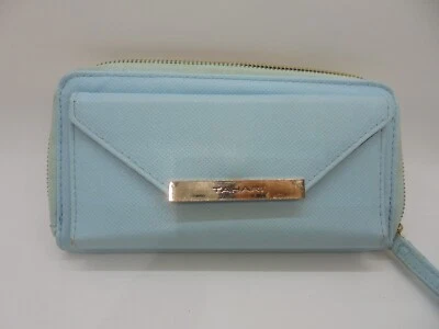 Бумажник/браслет Tahari светло-голубая защитная подкладка для документов на молнии и кнопках - Изображение 1 из 4