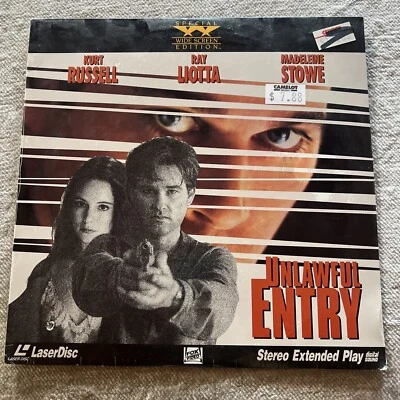 Unlawful Entry Laserdisc Special Widescreen Edition Kurt Russell Ray Liotta ‘93 - Image 1 of 4