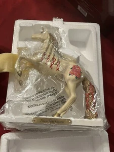 Trail of Painted Ponies 2013 **RETIRED** FOLLOW YOUR DREAMS 1E/2594 NIB - Picture 1 of 10