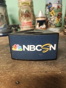 NBC/SN Triangle Microphone Flag - Zdjęcie 1 z 5