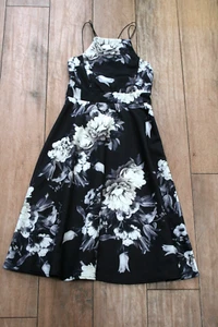 NEW! strappy cross back fit & flare dress SIZE 8 10 scuba party evening 50s - Picture 1 of 4