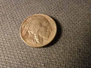 1913 buffalo nickel type 1  Very Choice Uncirculated - Picture 1 of 2