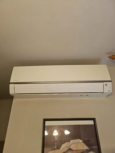 SHARP AE-X18LR MONO 18000 BTU - Foto 1 di 9